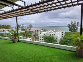 Luxury Apartment 150 m from the beach